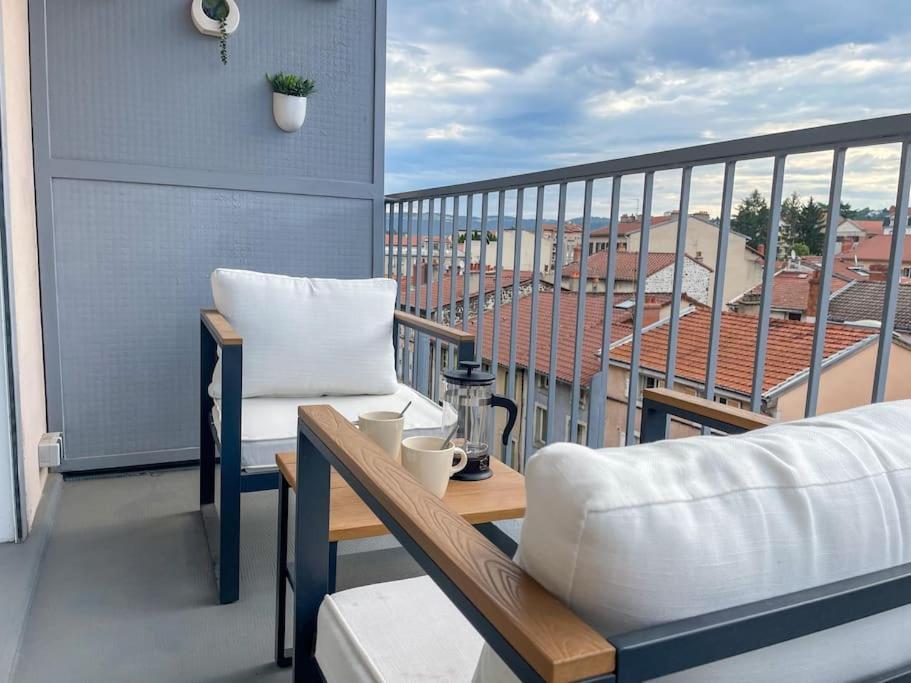 Le Lagon Bleu - Appt Wifi Parking Balcon Le Puy-en-Velay 외부 사진